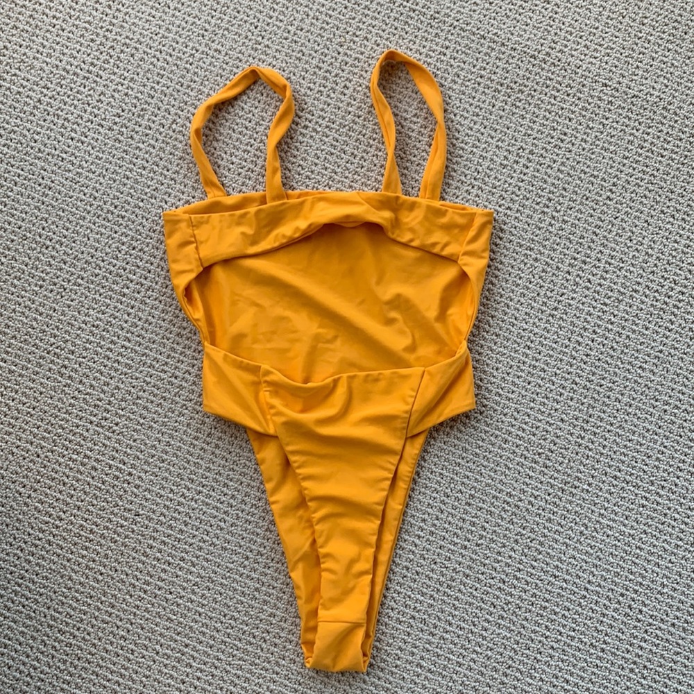 Benoa Swim limited edition Utopia One Piece Size Small in KOI